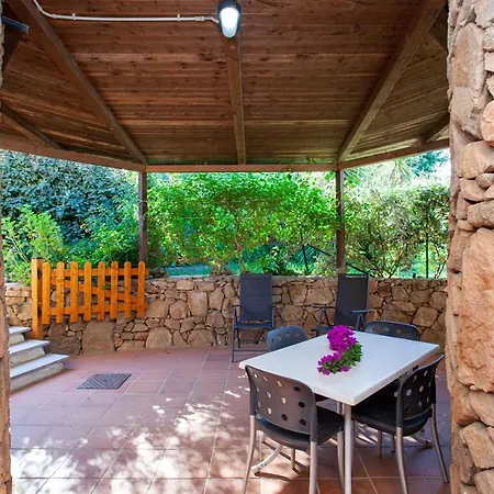 Calacavallo Villaggio Campeggio סאן תאודורו