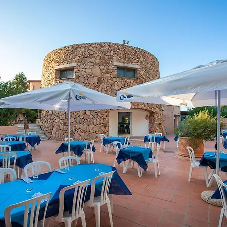 Calacavallo Villaggio Campeggio סאן תאודורו