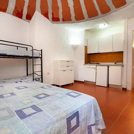 Calacavallo Villaggio Campeggio 3* סאן תאודורו