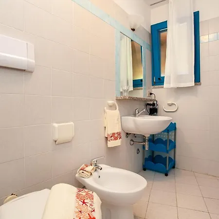 Calacavallo Villaggio Campeggio 3* סאן תאודורו